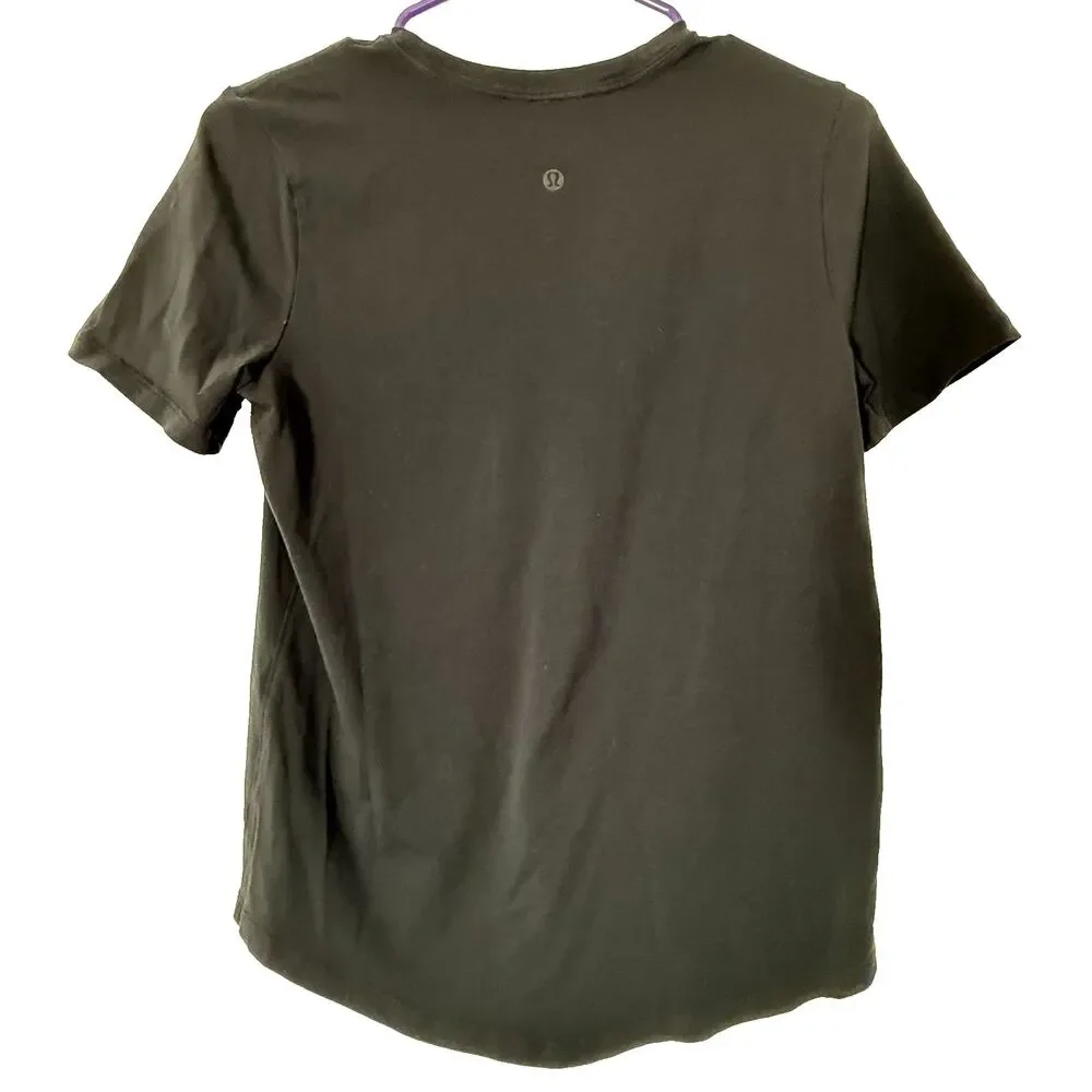 Lululemon Womens Black Athletic T Shirt Short Sleeve Yoga Top Size S/M (See Meas